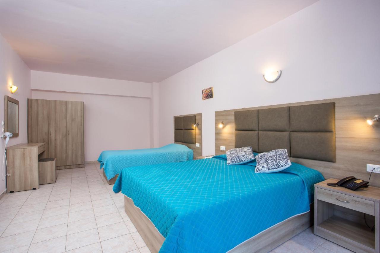 פליראקי Sun & Sea Hotel Apartments מראה חיצוני תמונה