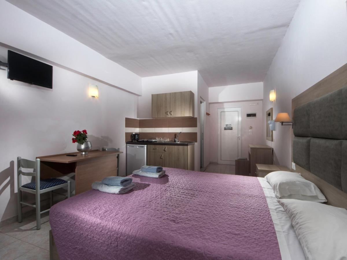 פליראקי Sun & Sea Hotel Apartments מראה חיצוני תמונה
